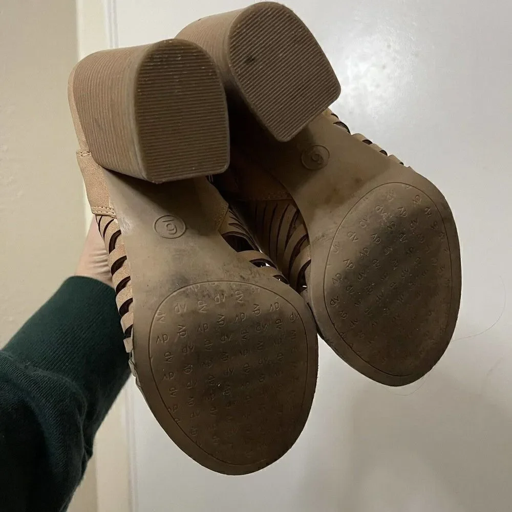 DOLCE VITA tan brown boho peep toe chunk heel size US 6 - Picture 4 of 7